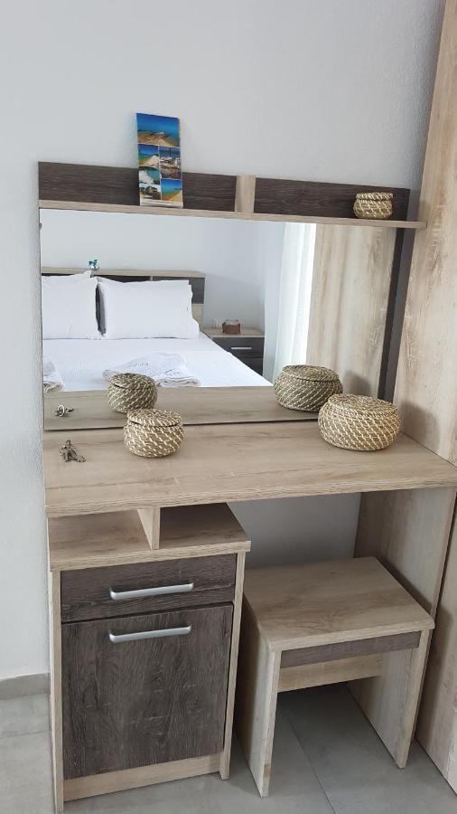 Erika Boutique Apartments Никити Экстерьер фото