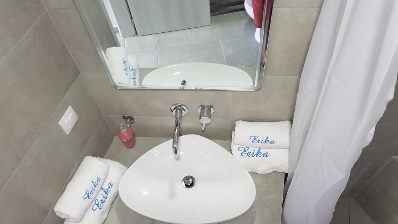 Erika Boutique Apartments Никити Экстерьер фото