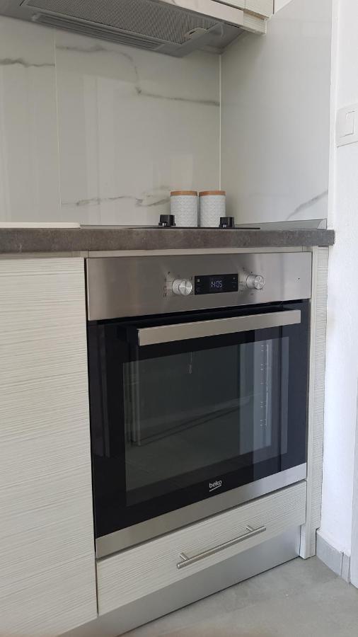 Erika Boutique Apartments Никити Экстерьер фото