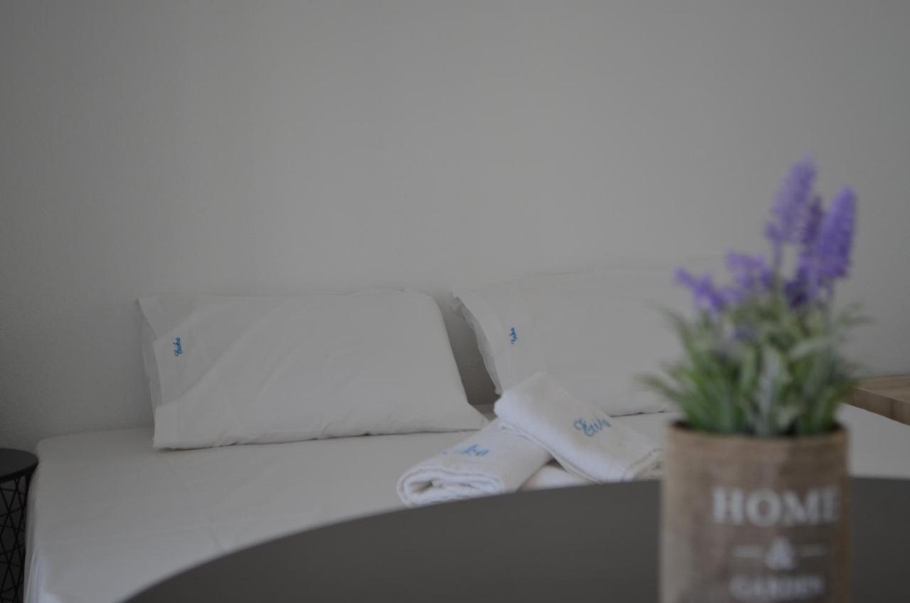 Erika Boutique Apartments Никити Экстерьер фото
